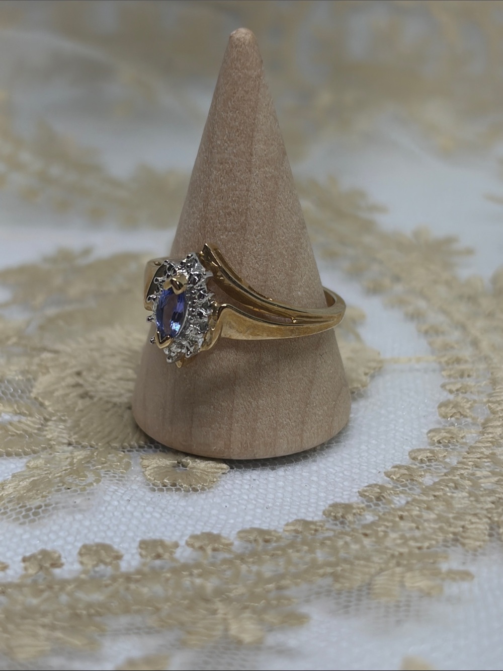 Vintage 10K Gold Tanzanite & Diamond Ring | Marquise Cut | Size 7 Estate Jewelry - Picture 4 of 9